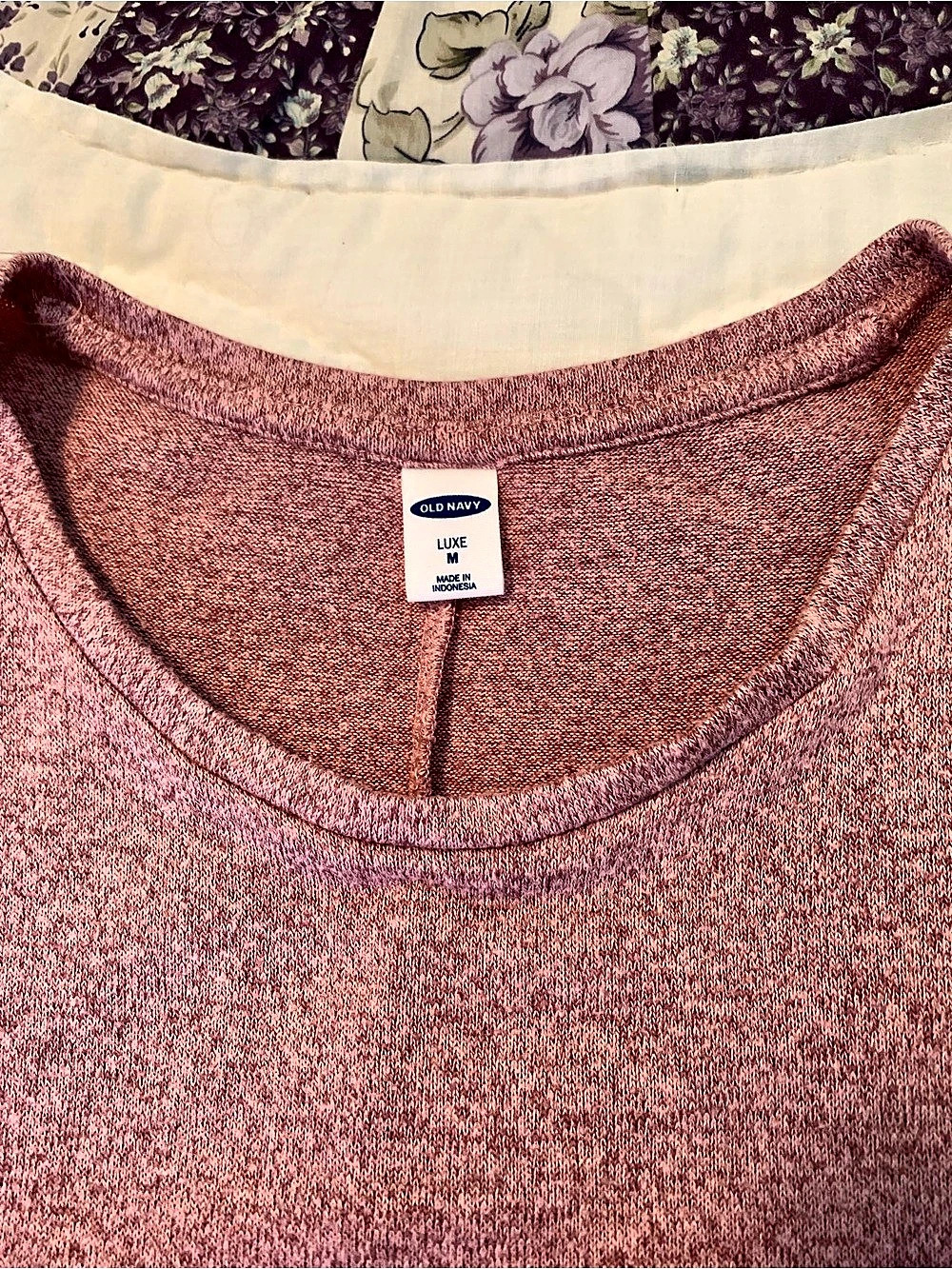 Flutter-Sleeve Top - Picture 2 of 7